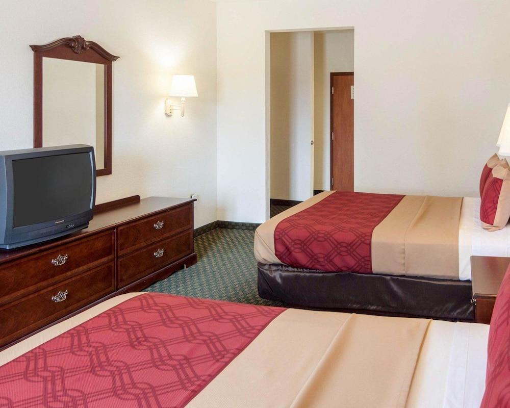 Econo Lodge Уэтерфорд Экстерьер фото