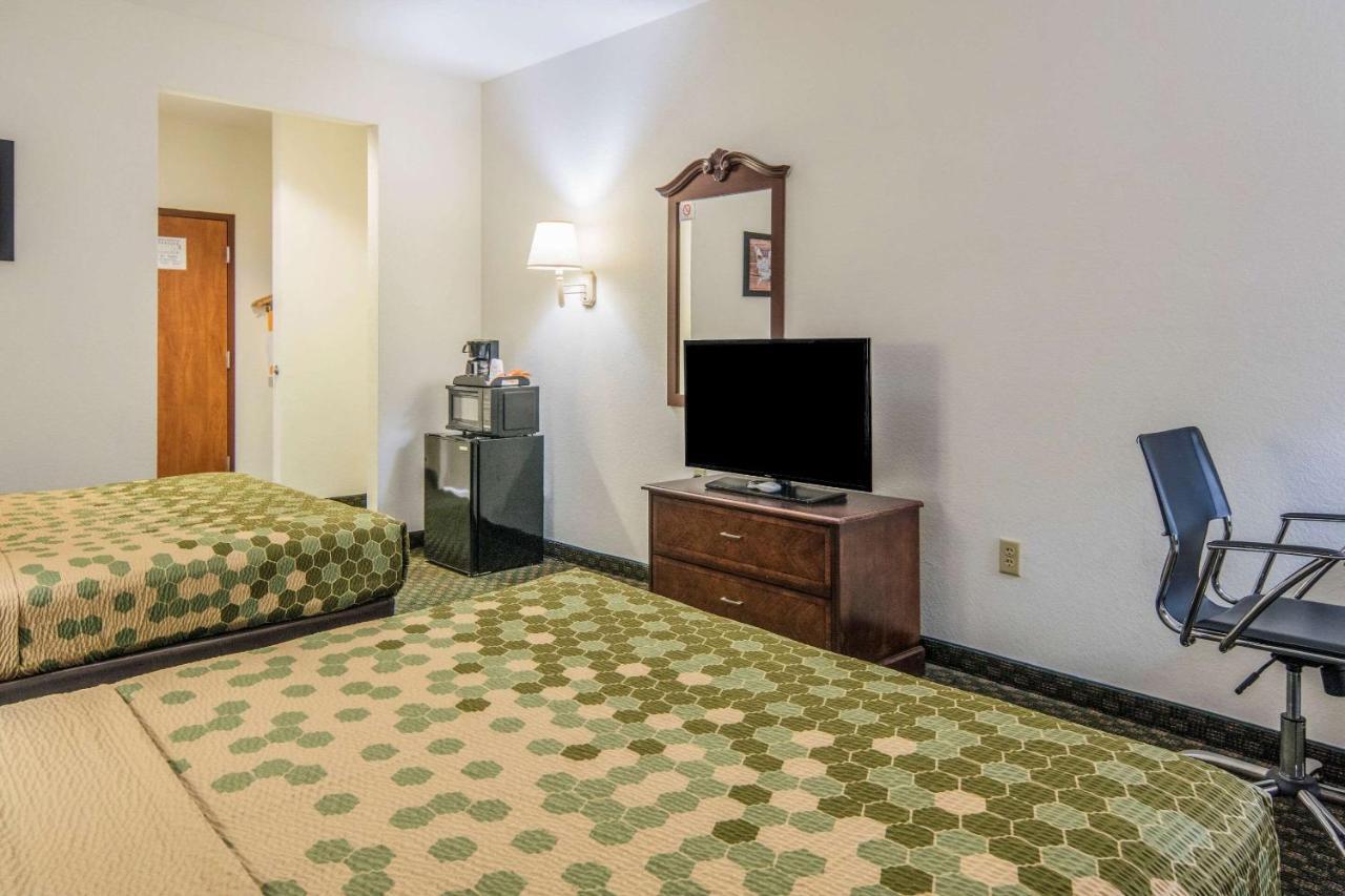 Econo Lodge Уэтерфорд Экстерьер фото