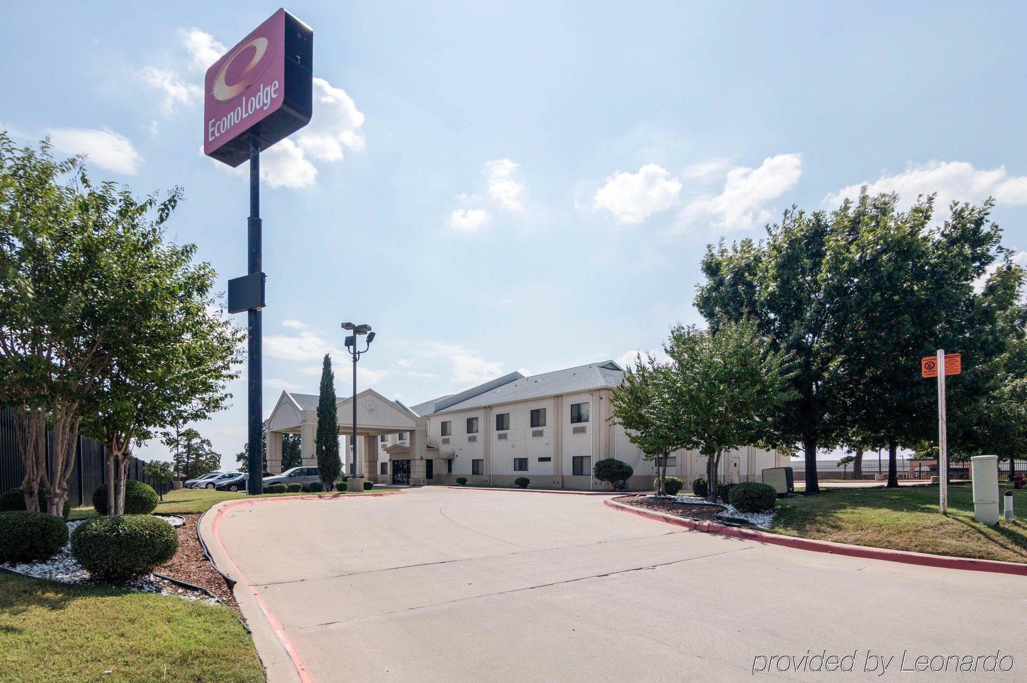 Econo Lodge Уэтерфорд Экстерьер фото