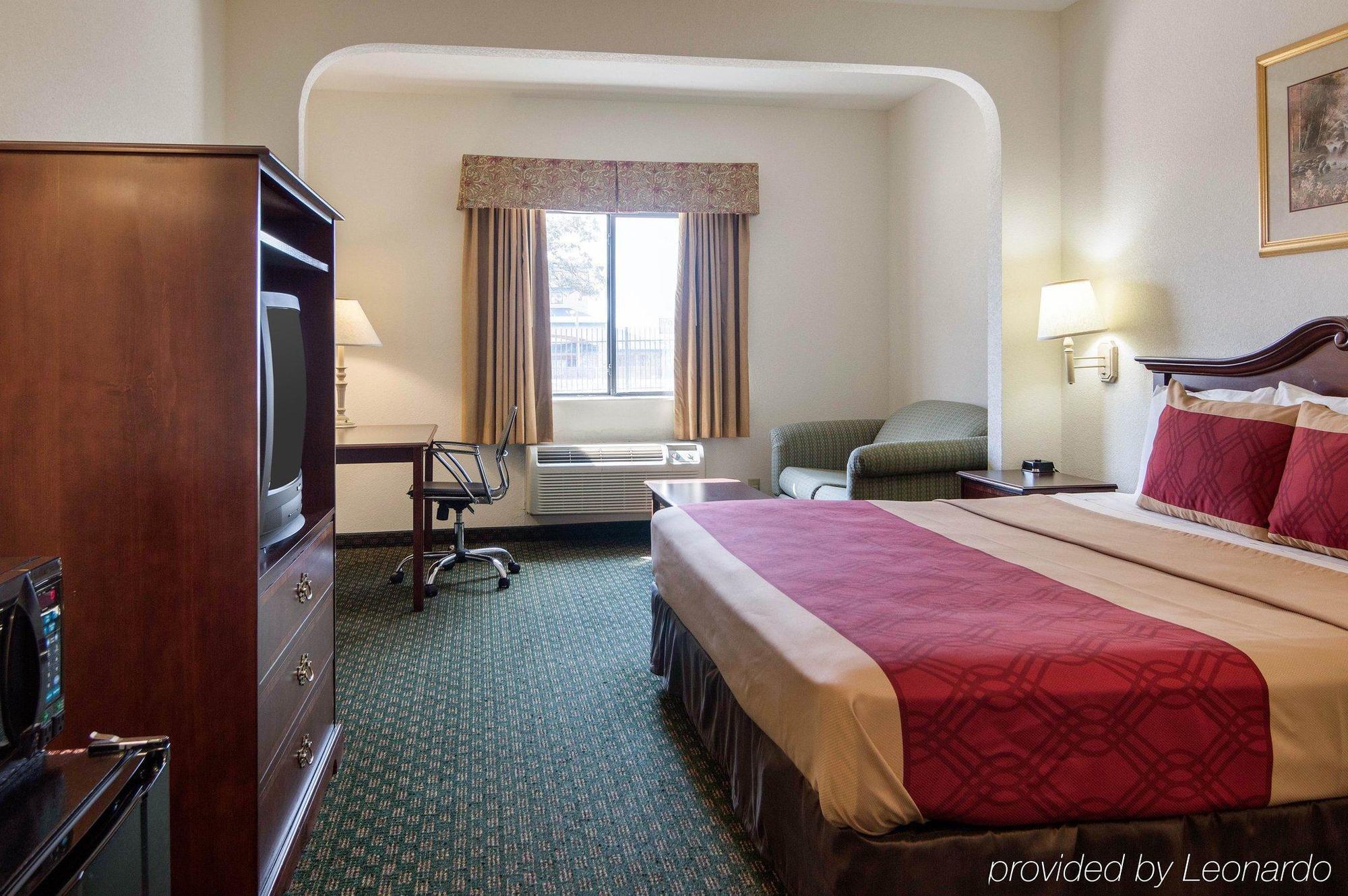 Econo Lodge Уэтерфорд Экстерьер фото